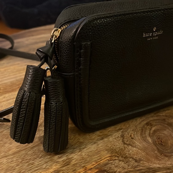 Kate spade classic crossbody - Picture 2 of 3